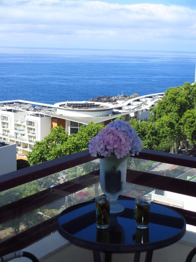 Tranquil Ocean View Apartment Funchal  Buitenkant foto